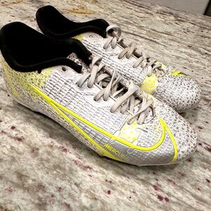 Nike Mercurial soccer cleats unisex